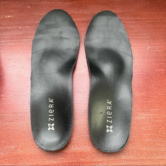 Arcopedico Size 39 Made in Portugal insoles replaced with comfortable thick ones - Picture 4 of 7